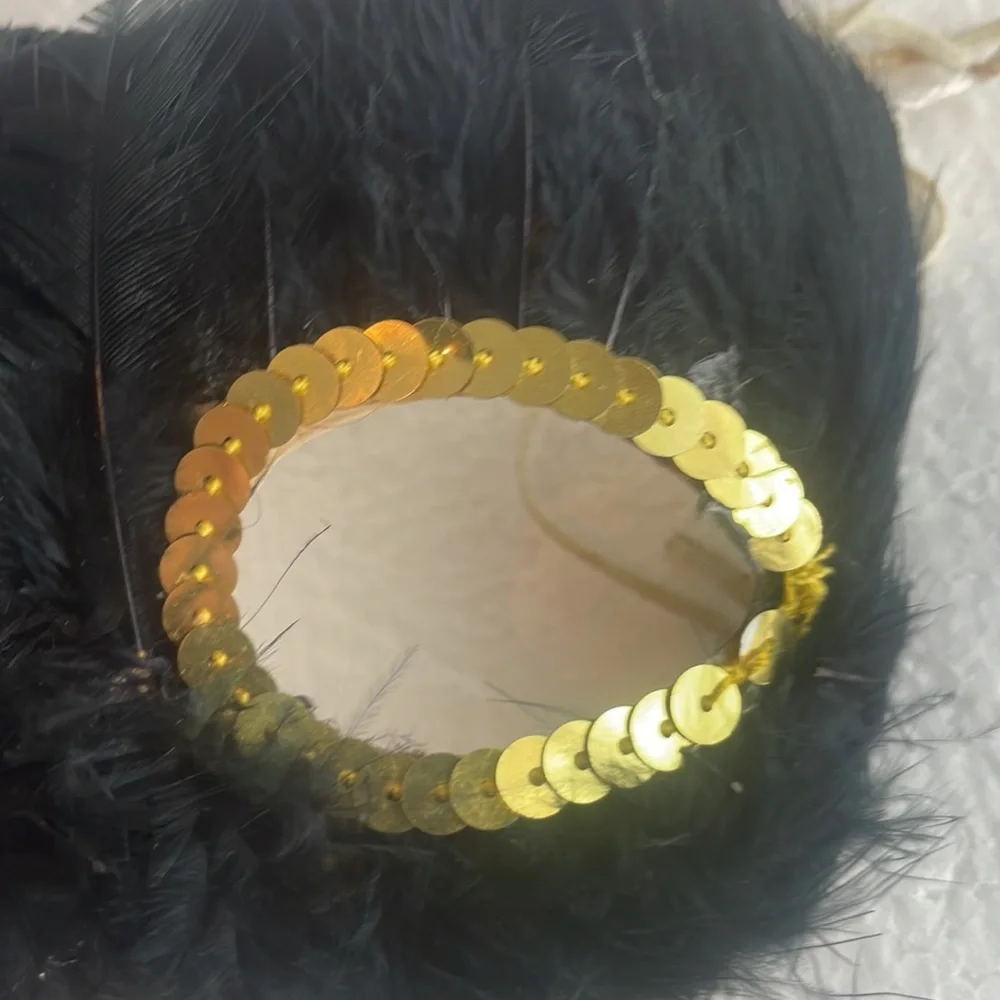 mask peacock black feathers gold sequins Halloween Mardi Gras cosplay theater